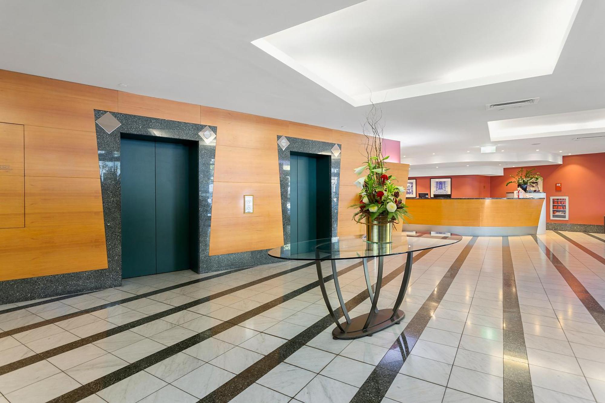 Clarion Suites Gateway — Photos 2