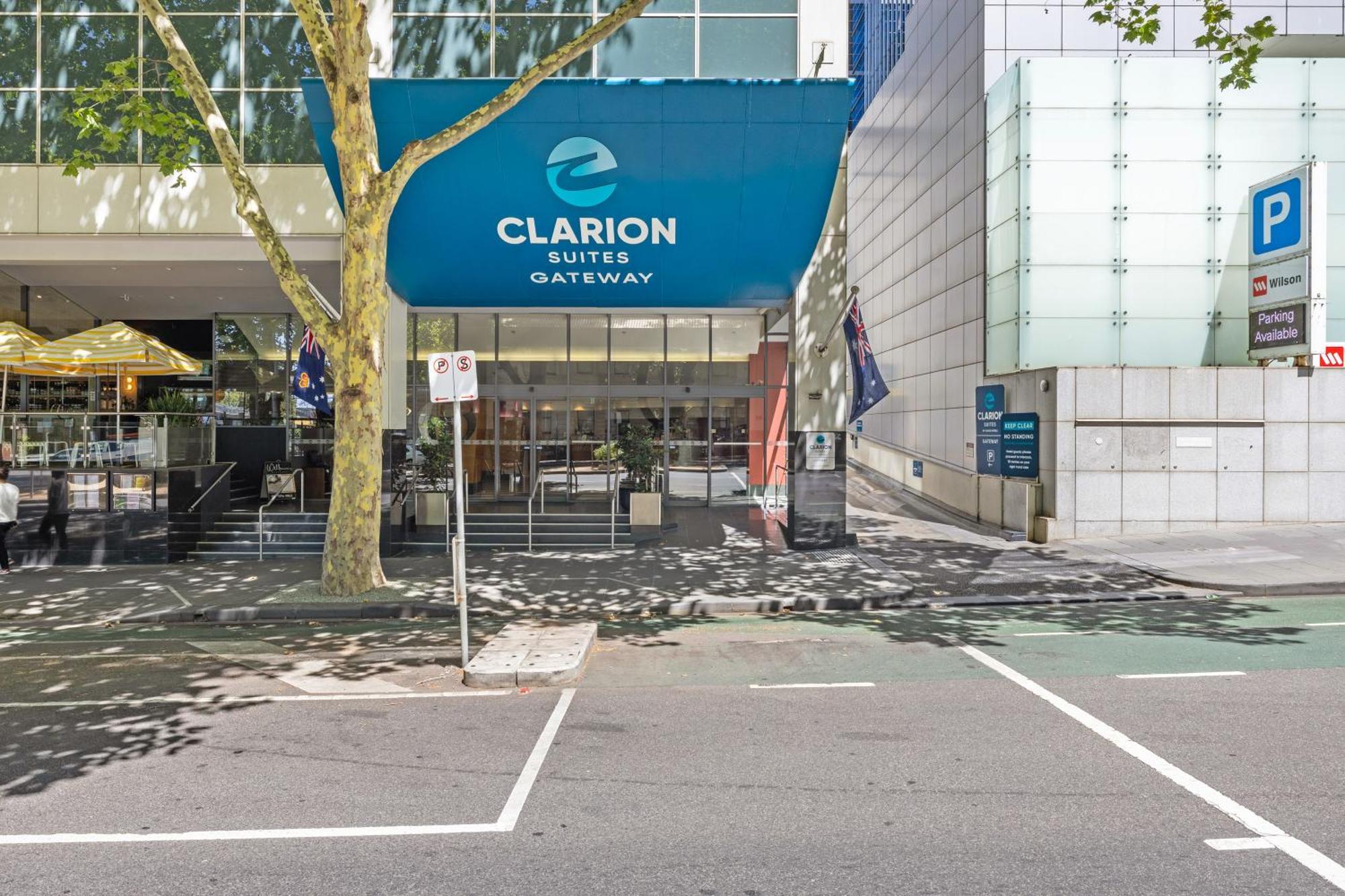 Clarion Suites Gateway — Photos 1